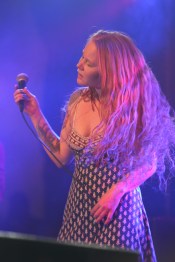 Moulin Blues   03-025-2014 175