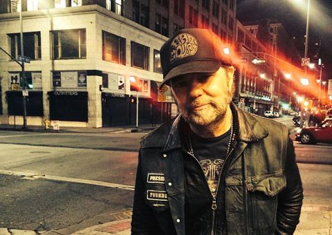 60661c0a26adb321e19c88d9aa1f923f-dan_street_ap